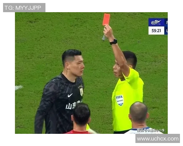 红牌之王揭秘足球明星如何在赛场上频频染红 红牌之王揭秘足球明星如何在赛场上频频染红