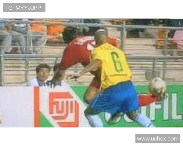 足球明星精彩瞬间集锦动作技巧与比赛精彩回顾视频分享 足球明星精彩瞬间集锦动作技巧与比赛精彩回顾视频分享